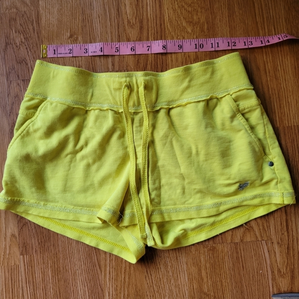 Selena Gomez Girls Shorts L